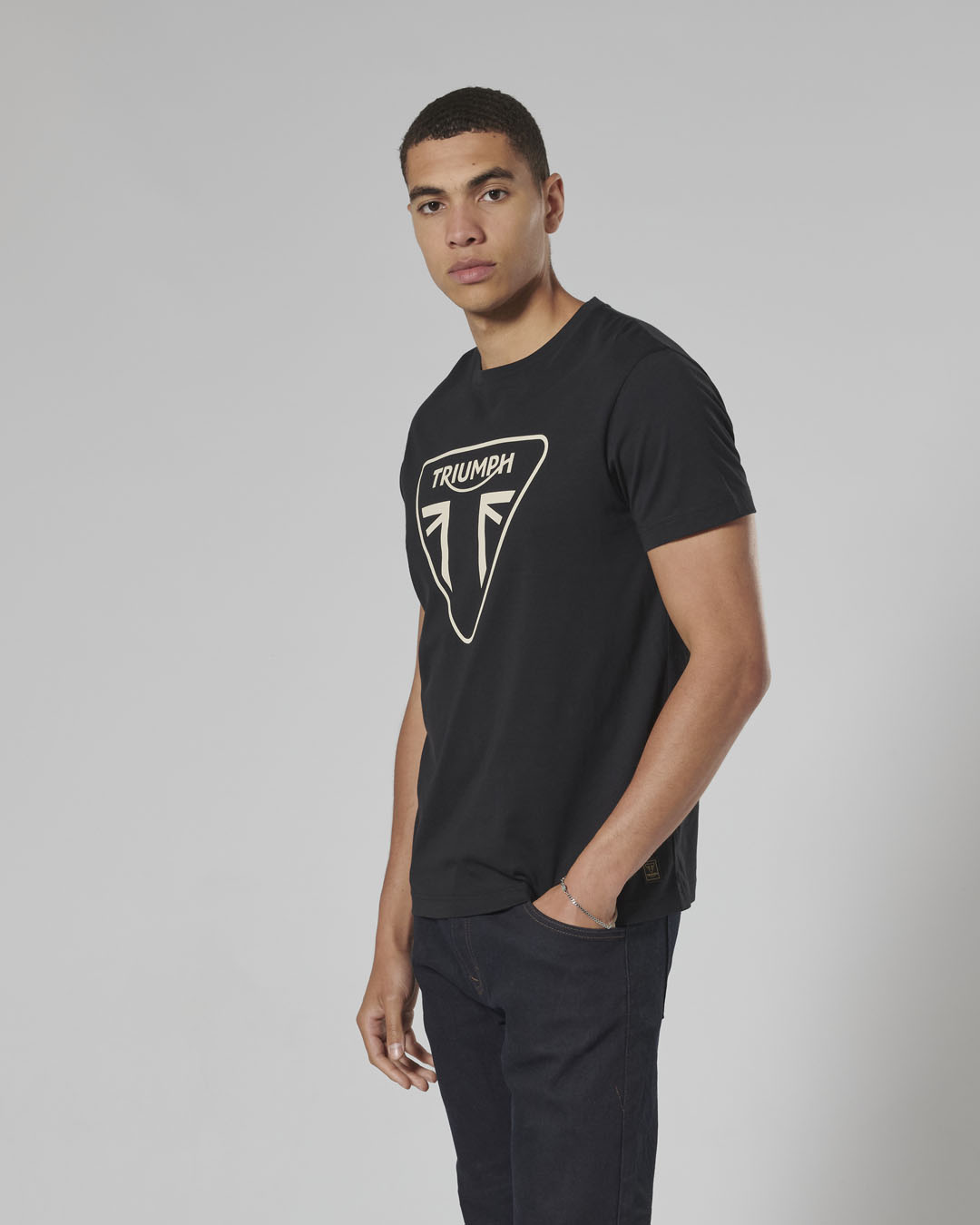 Tシャツ・カットソー Vince SS25 Shirts (M97309681A 429OXB) トップス|CORONET（コロネット）公式オンラインストア