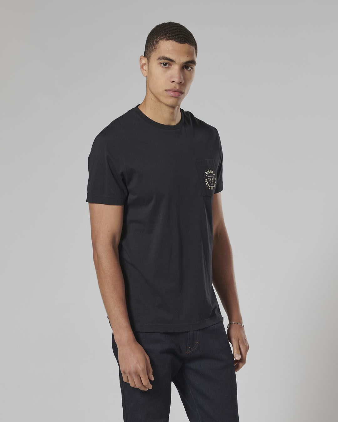Newlyn Ring Logo T-shirt in Black |Casual Clothing
