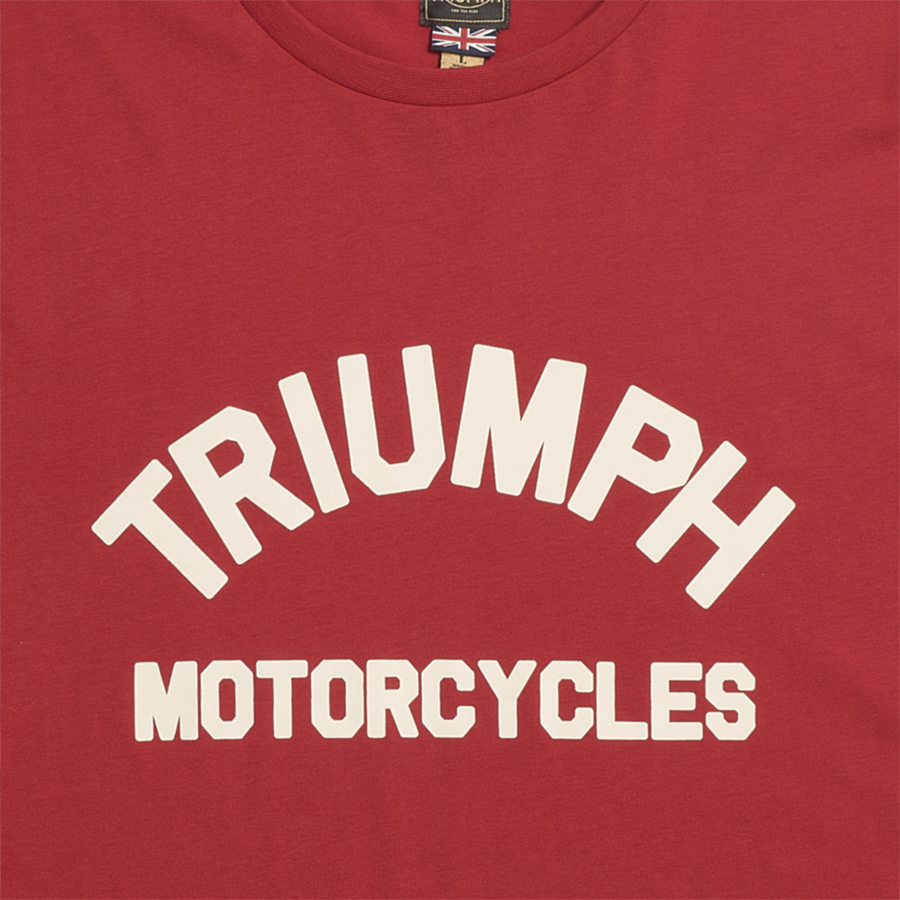 Burnham Arch Logo Tee in Red | Casual Clothing
