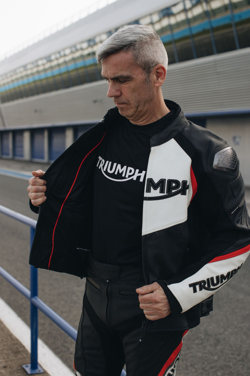 Blouson sport en cuir noir et blanc Roadster Triple Vetements de moto