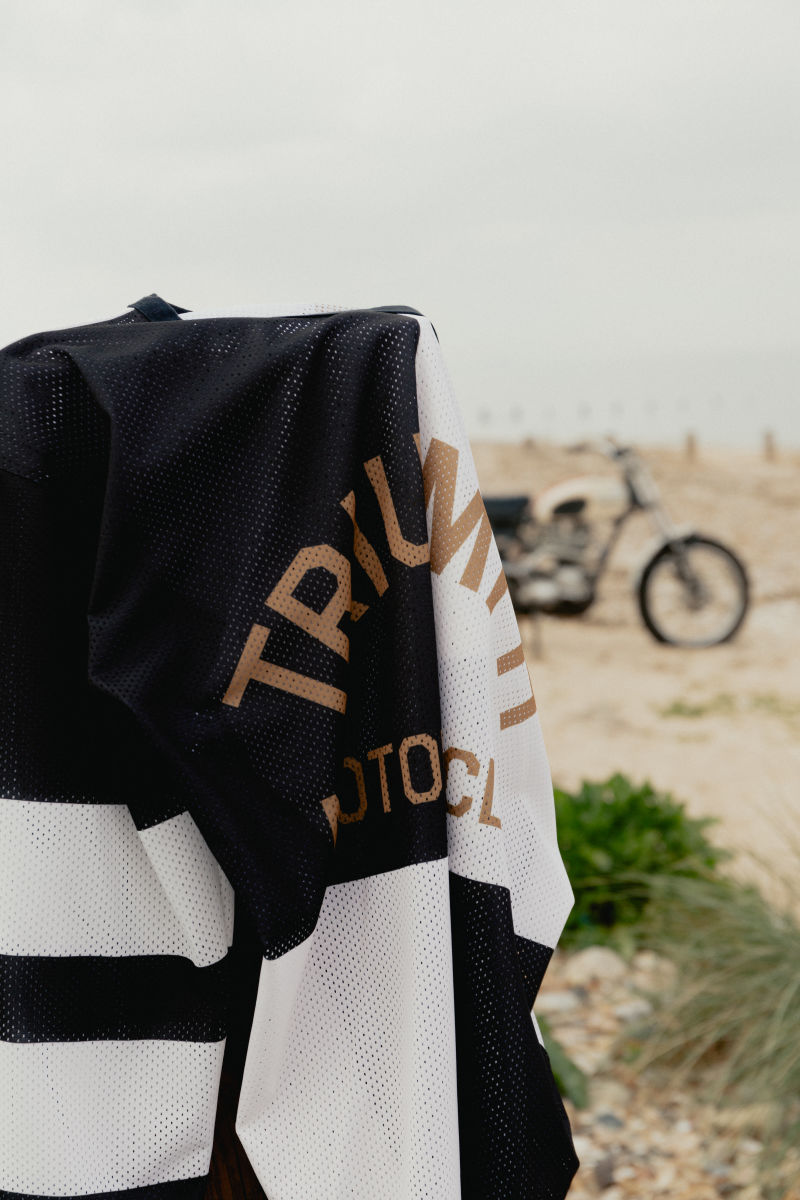 No. 01 Heritage Racing Mesh Jersey | Triumph Heritage