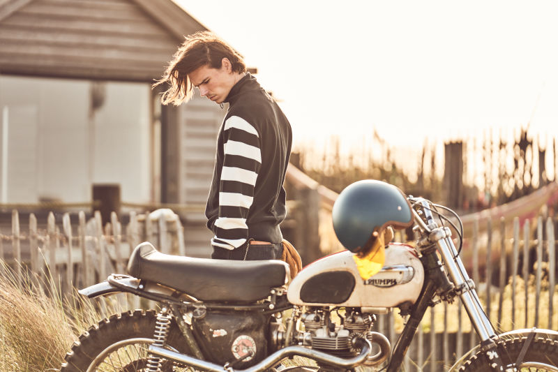 Highly Double Pique Quarter Zip Sweatshirt in Mushroom | Triumph Heritage