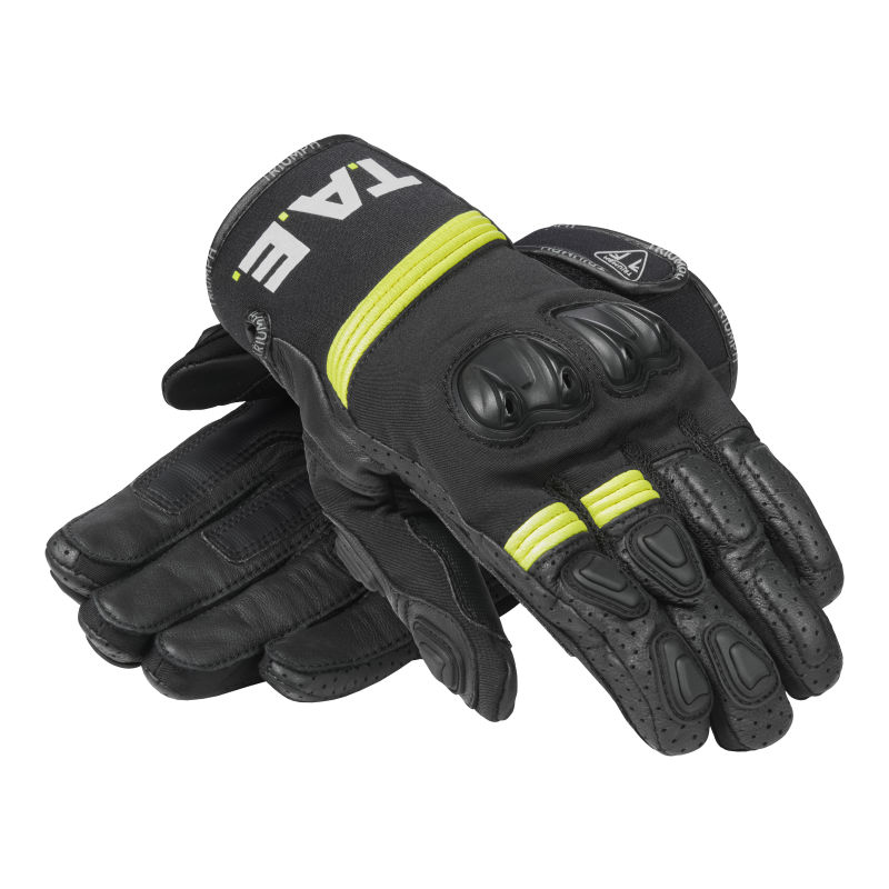 Triumph gloves online