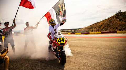 Polak ponownie Mistrzem Europy Moto2!