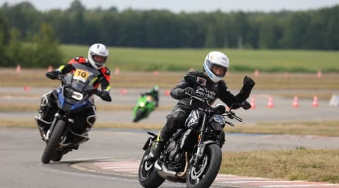 California Superbike School – nauka jazdy motocyklem na najwyższym poziomie