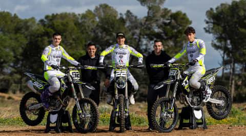 Pilotos Triumph Motocross 2026