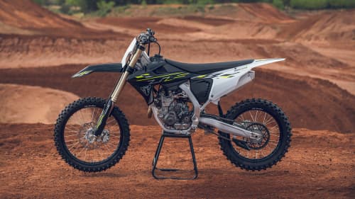 Stationary Triumph TF 450-X