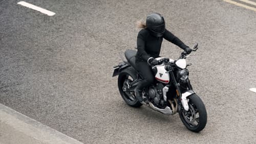 Triumph trident offers top
