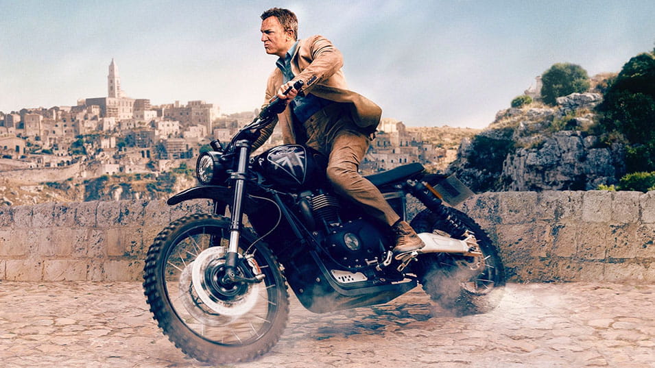 James Bond riding a Triumph Scrambler 1200 XE in No Time To Die