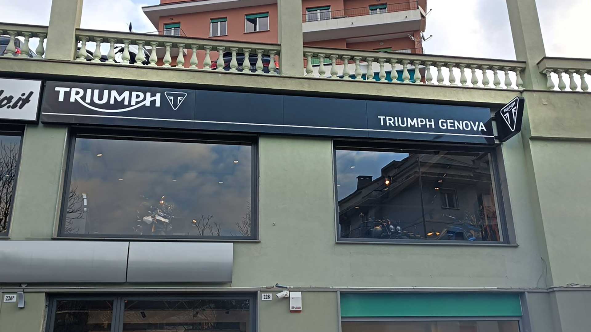 Triumph motorcycles dealership in Genova