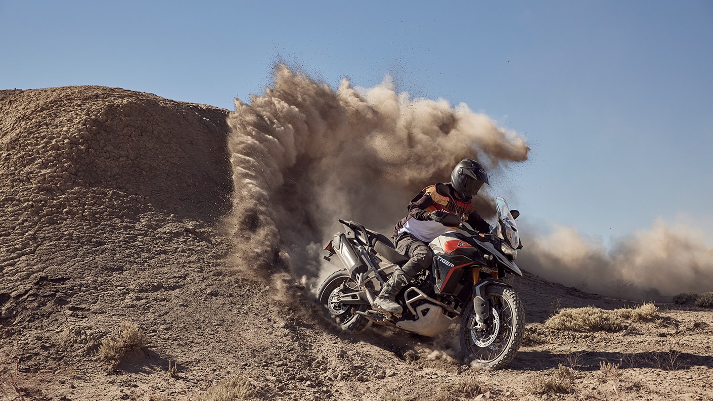 Triumph Tiger 900 reasons to ride off road engine