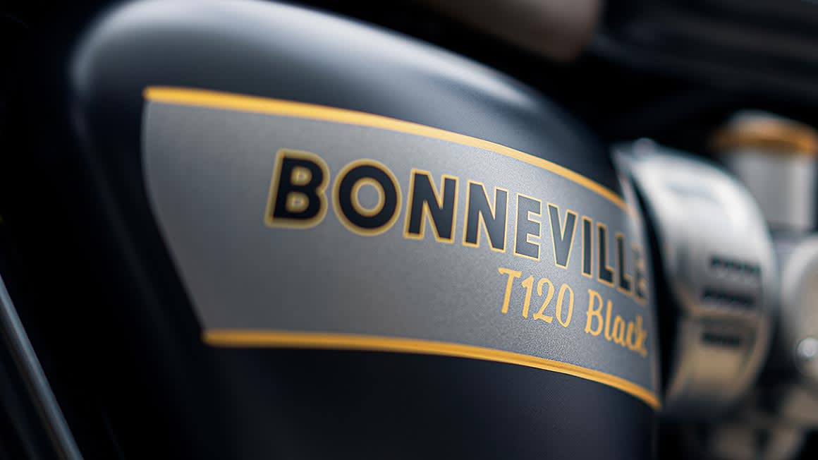 Bonneville T120 Black Gold Line Edition