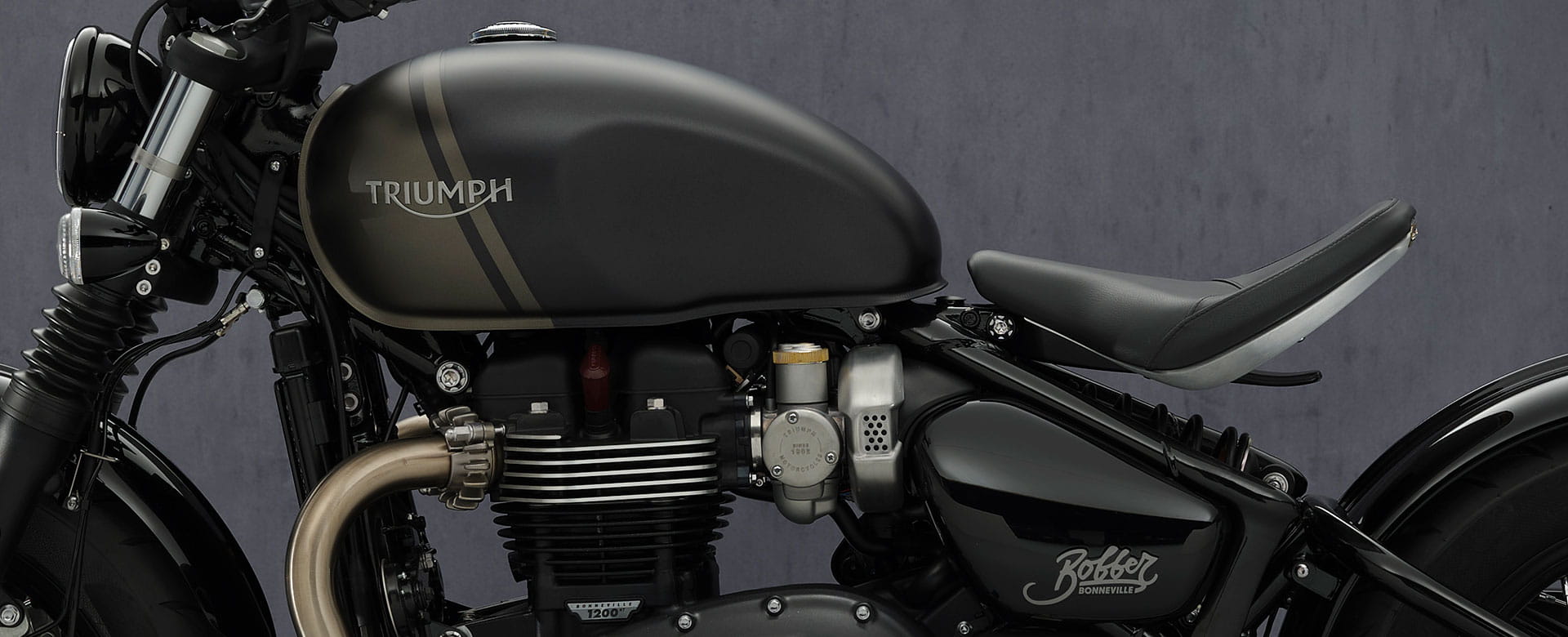 Portamatriculas Triumph bonenville bobber 17