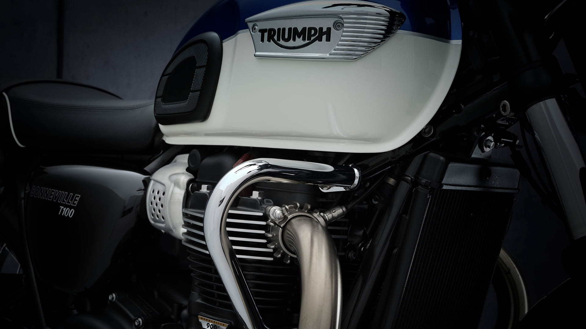 Triumph 2021 Bonneville T100