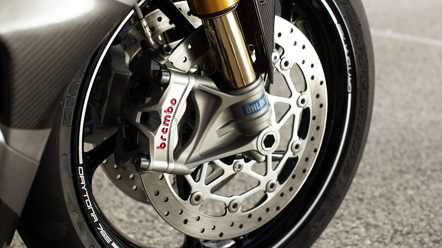 Triumph Daytona Moto2TM 765 motorcycle (EU and Asia Edition) high specification Brembo brakes