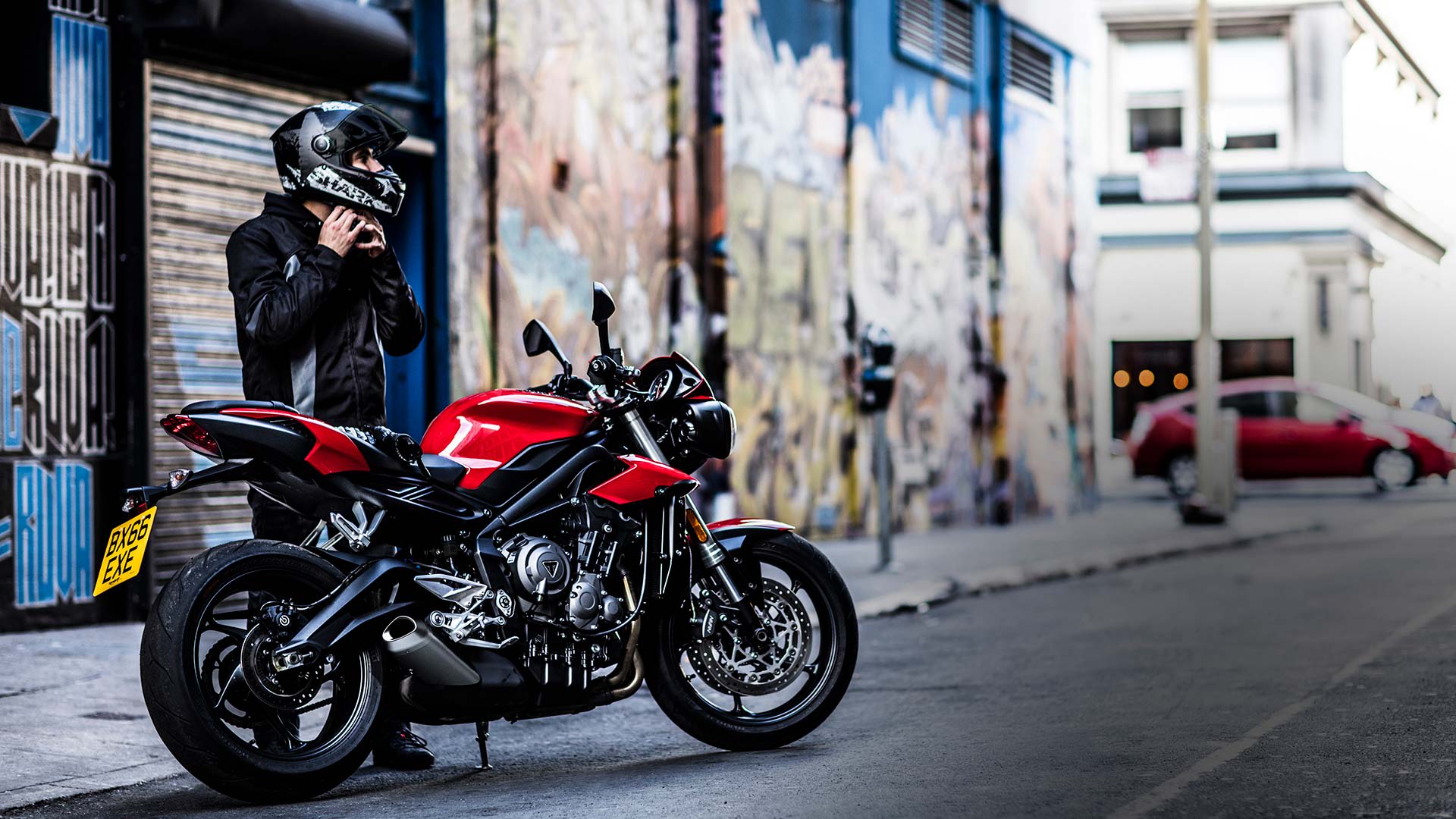 Street Triple S Offer