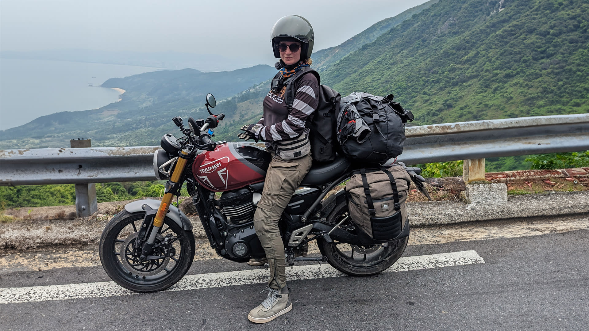 Weronika Kwapisz Travelling around Asia with a Triumph Speed 400