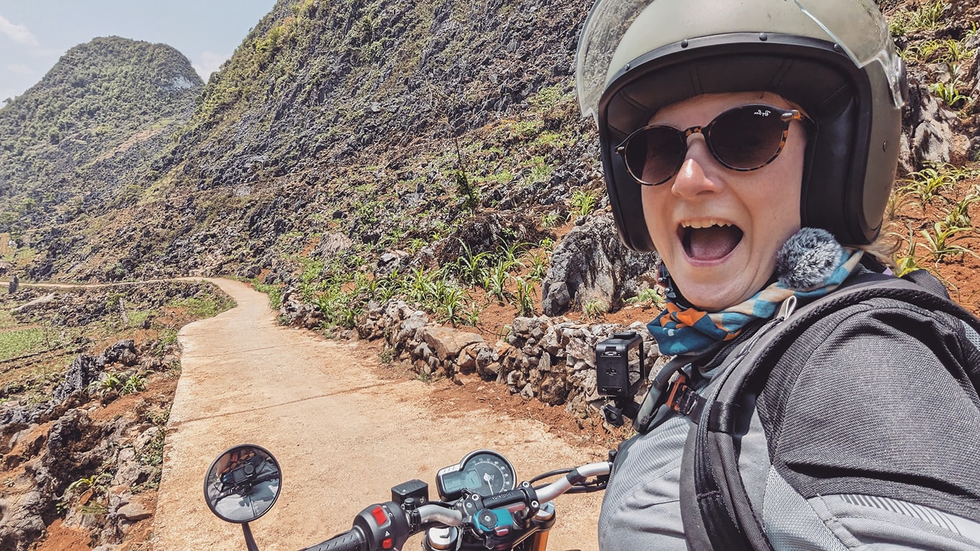 Weronika Kwapisz Travelling around Asia with a Triumph Speed 400