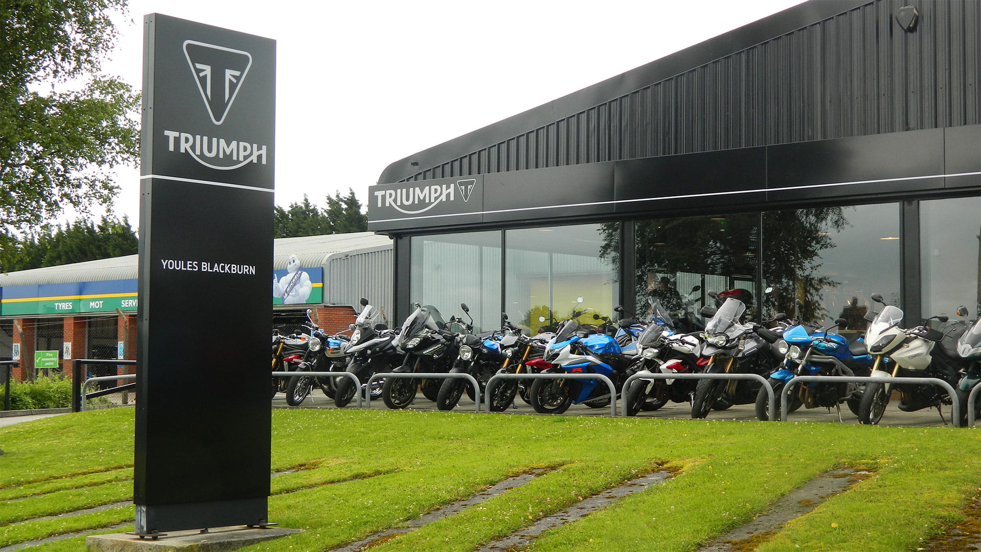 Triumph motorcycles dealership in Blackburn - Youles motorcycles Blackburn