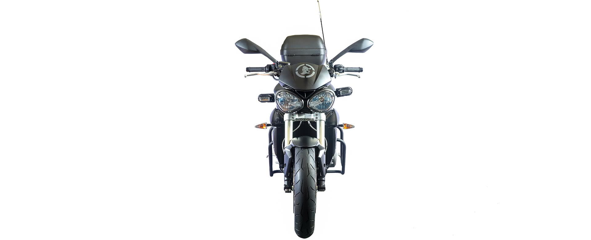 A shot of the Triumph Street Triple S Choque Corporate sales