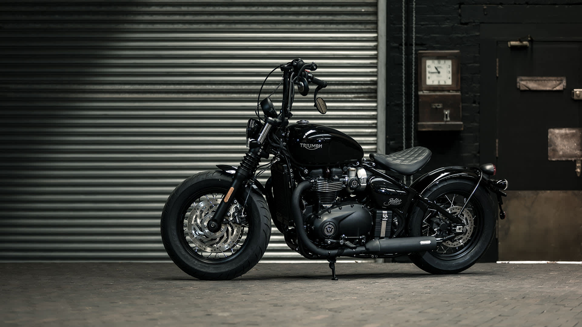 Triumph bonneville Bobber black in warehouse