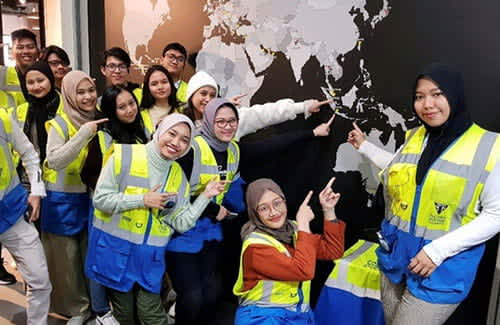 Triumph FVE Group Tours