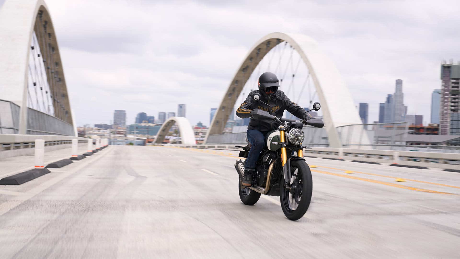 Triumph Scrambler 400x