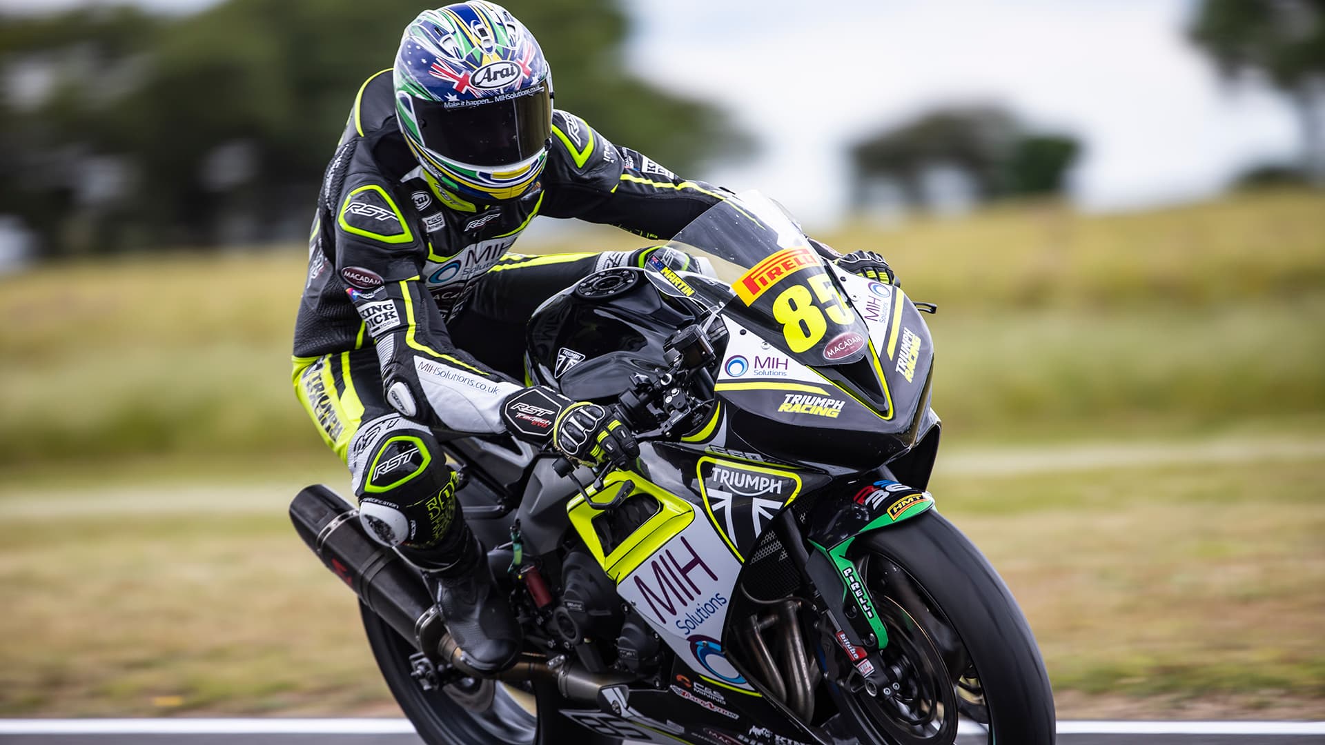 Triumph Daytona 660 race bike