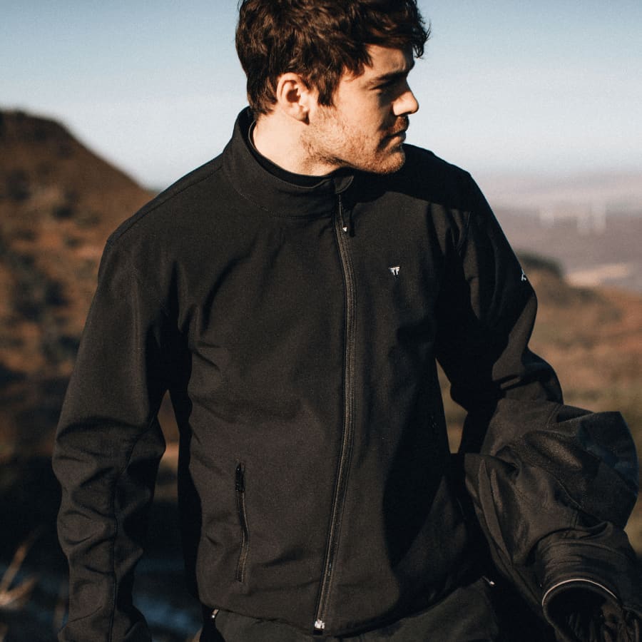 Tri-Stop Mid-Layer Soft Shell Jacket in Black