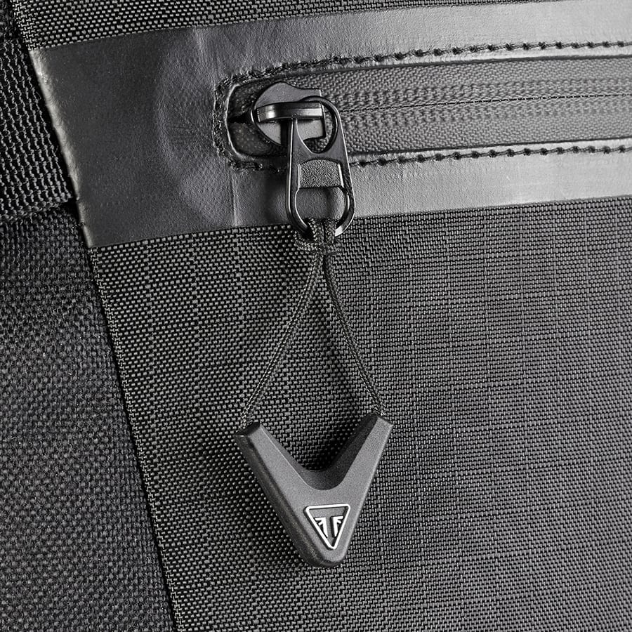 25L Commuter Bag