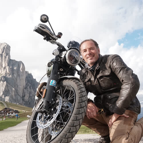 John Friedmann und die Triumph Scrambler 1200XC