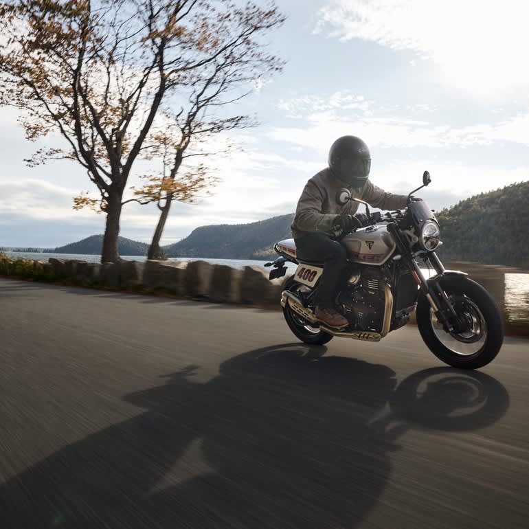 Triumph Tracker 400