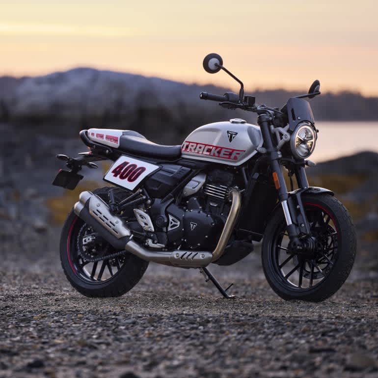 Tracker 400 Born in The Dirt. Built for The Street.