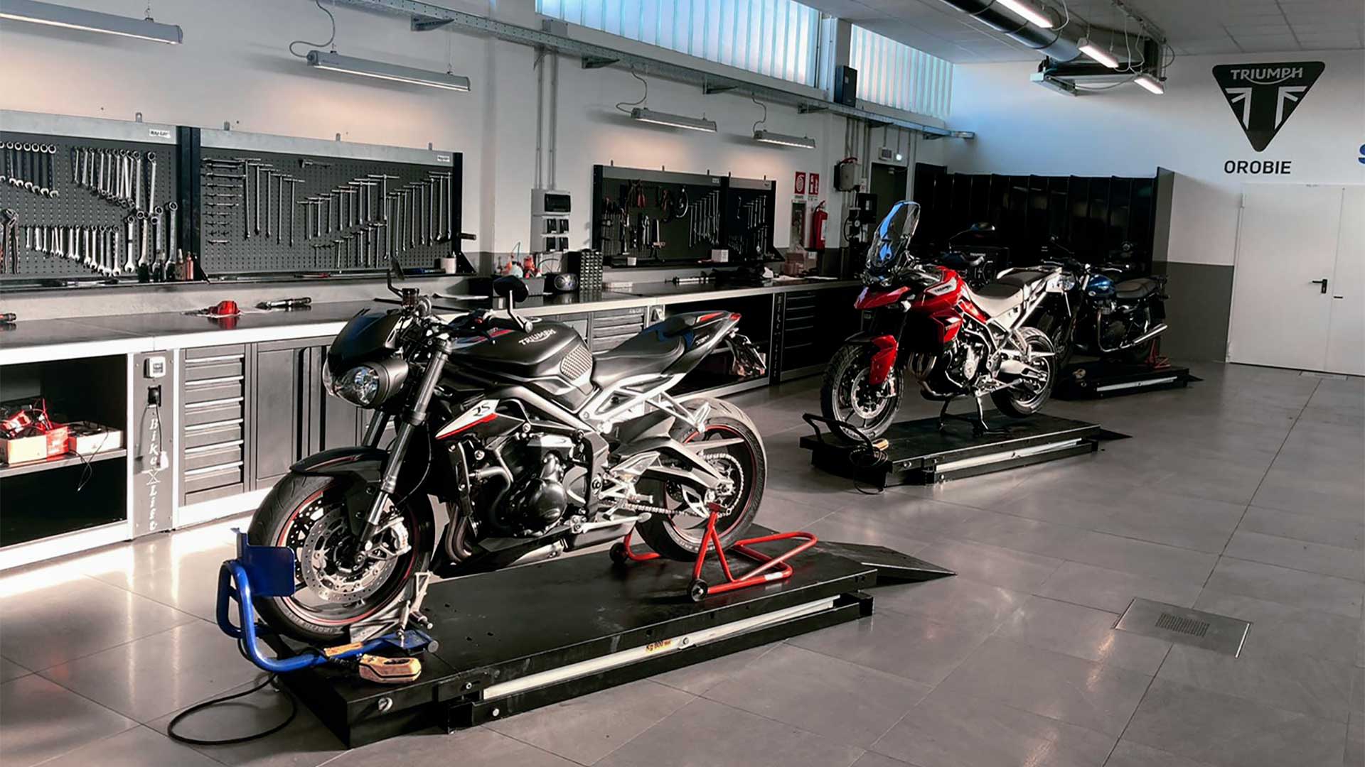 Triumph motorcycles dealership in Orobie