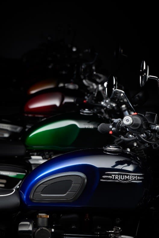 トライアンフ カスタムシート T100/120 ストリートツイン