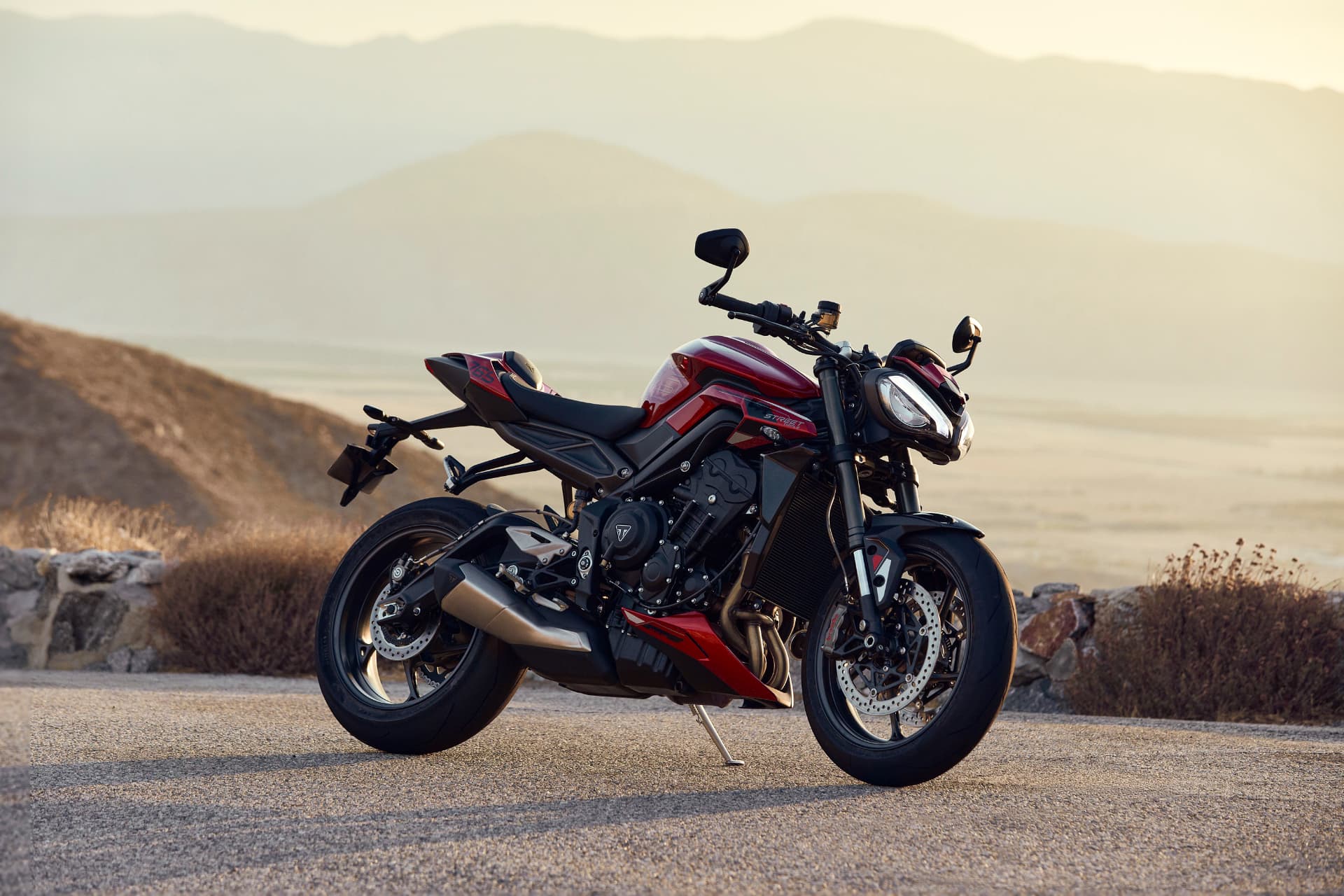 StreetTripleR_MY23_10136_GE