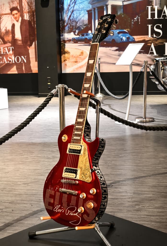 Unique-Presley-Triumph-Motorcycle-And-Gibson-Les-Paul-Guitar-Raise-Thousands-For-Charity-2