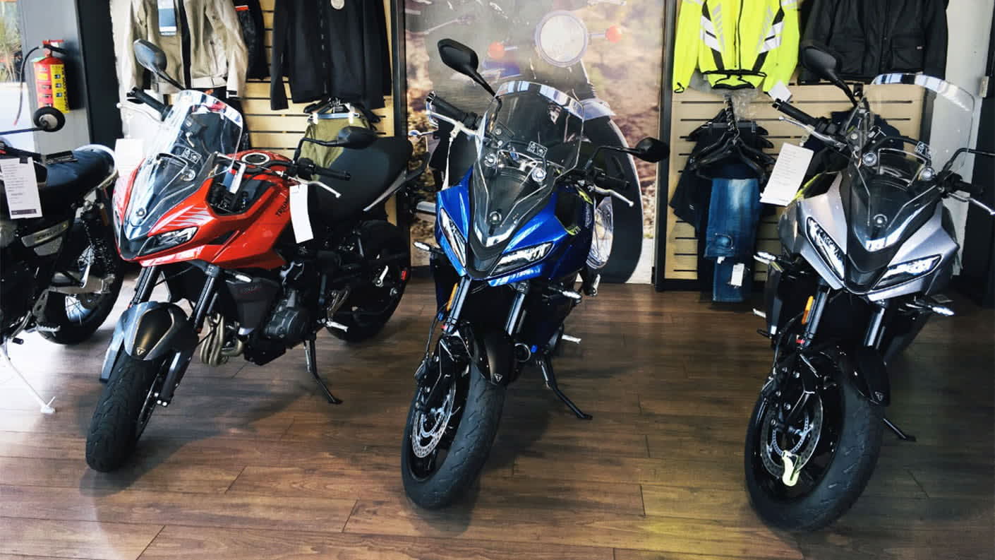 Triumph satelite