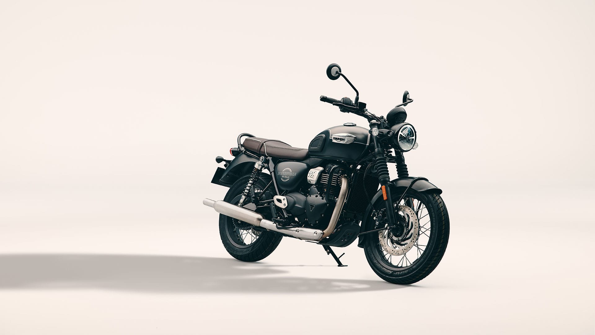 Triumph Bonneville T40 Black India