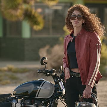 Triumph Bonneville Bobber Clothing