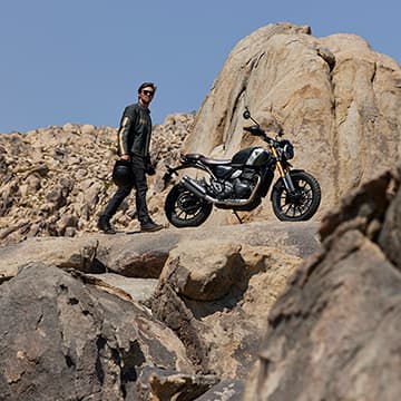 Triumph Scrambler 400 Clothing