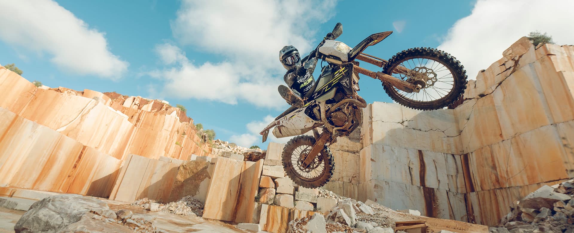 Triumph Enduro TF 450-E in action