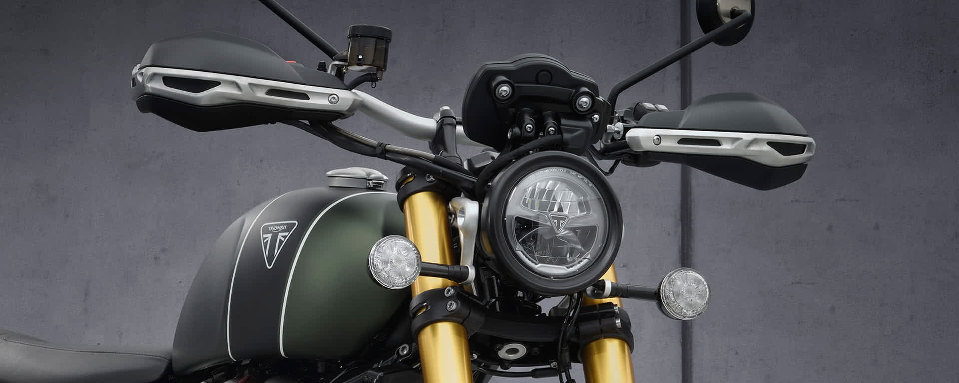 Triumph 2021 Scrambler 1200)