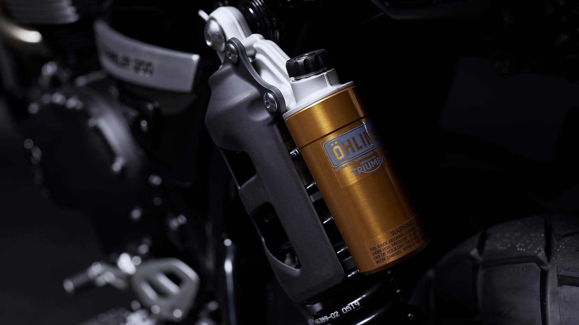 Close up of Triumph Scrambler 1200 Bond Edition Öhlins RSU