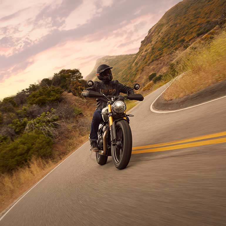 Triumph Scrambler 400 X