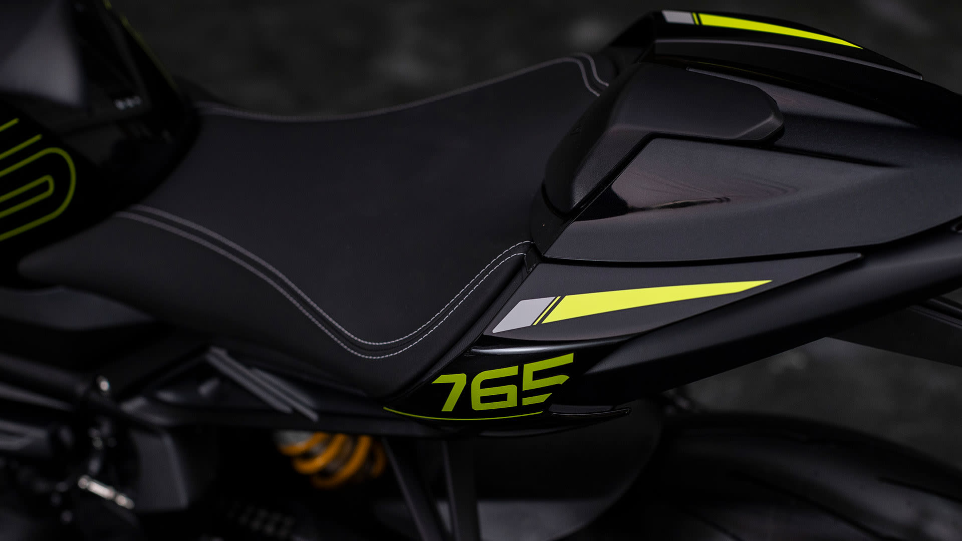 Triumph Street Triple 765 RS seat
