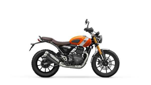 Triumph Scrambler 400 X in Baja Orange right hand side