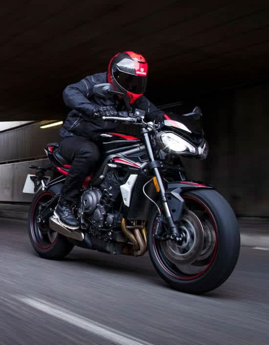 Street Triple R