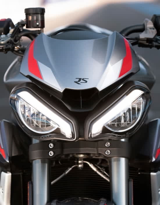 Street Triple RS aggressive headlights
