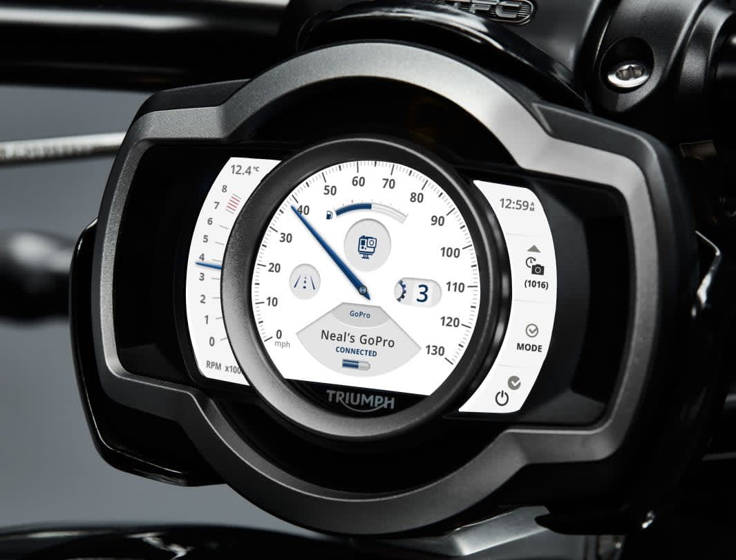 Triumph TFT Display Quartz_High_GoPro